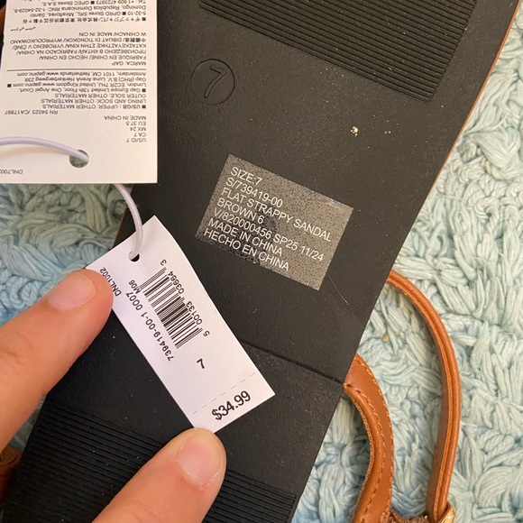 NWT New with tags gap factory Vegan-Leather Strappy Sandals - Picture 5 of 6